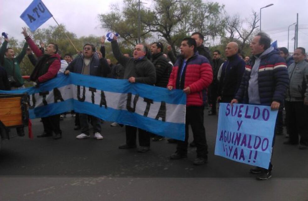 Colectiveros de Jujuy no descartan aplicar nuevas medidas de fuerza