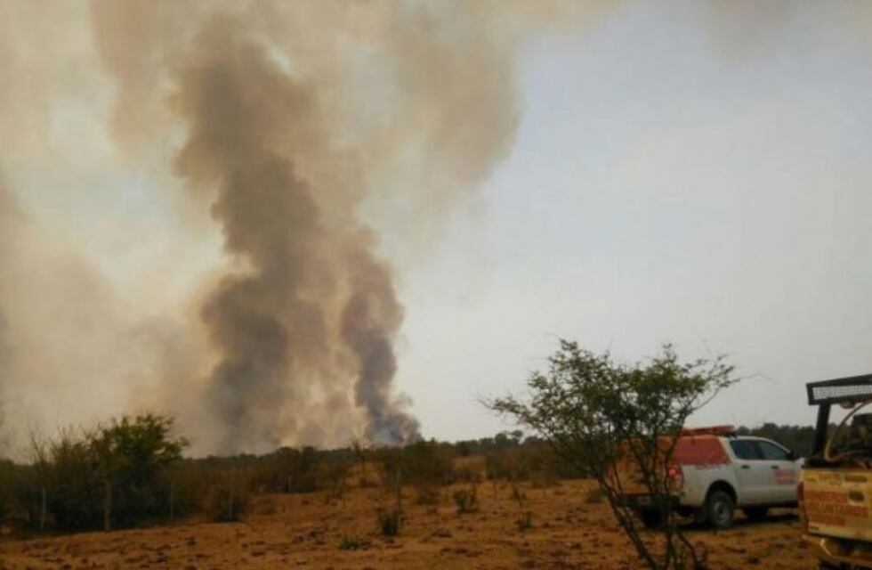 Incendios en La Candelaria tienen un frente de tres kilómetros
