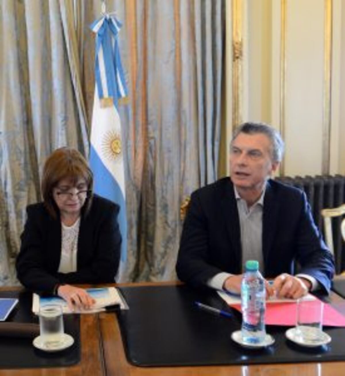 DYN49, BUENOS AIRES 27/09/16, EL PRESIDENTE MAURICIO MACRI RECIBIu00d3 HOY, EN CASA DE GOBIERNO, A LA MINISTRO DE SEGURIDAD, PATRICIA BULLRICH, EN UNA REUNIu00d3N DE SEGUIMIENTO DE GESTIu00d3N.FOTO:DYN/PRESIDENCIA. ciudad de buenos aires mauricio macri patricia bullr