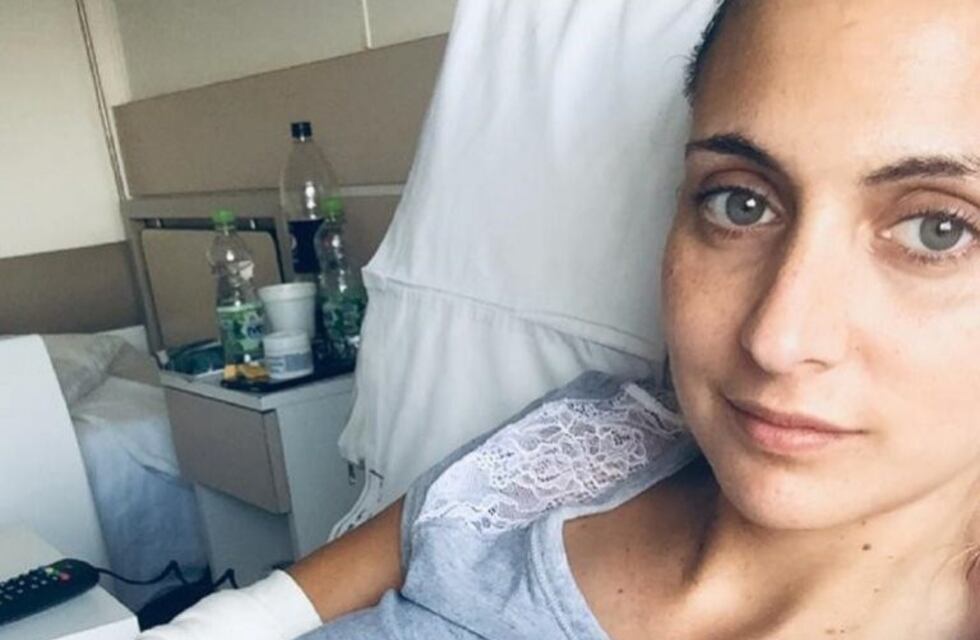 "Sigo sin caminar, pero estoy mejor", dijo la mujer atacada por perros en Punta Mogotes