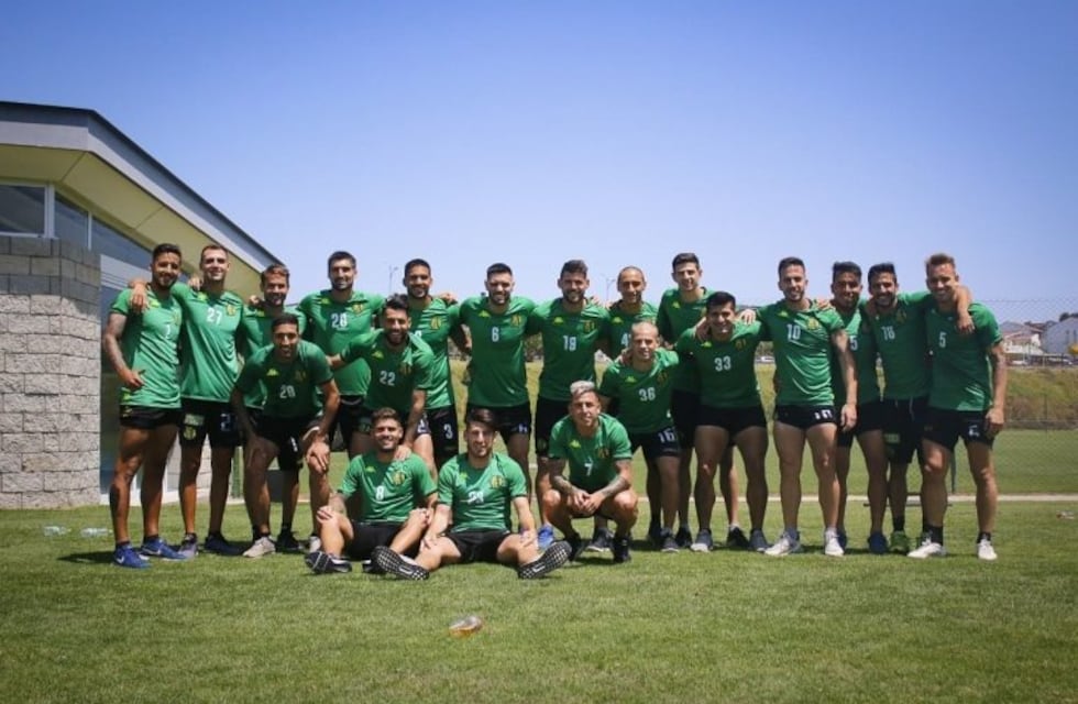 Aldosivi recién comienza a entrenar la próxima semana y espera por Joel Carli