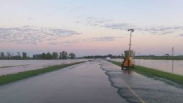 La autopista Rosario-Santa Fe se cortu00f3 en ambas manos este viernes.