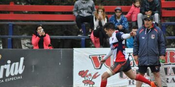 Cristián Mansilla, apertura de Ushuaia Rugby Club\u002E