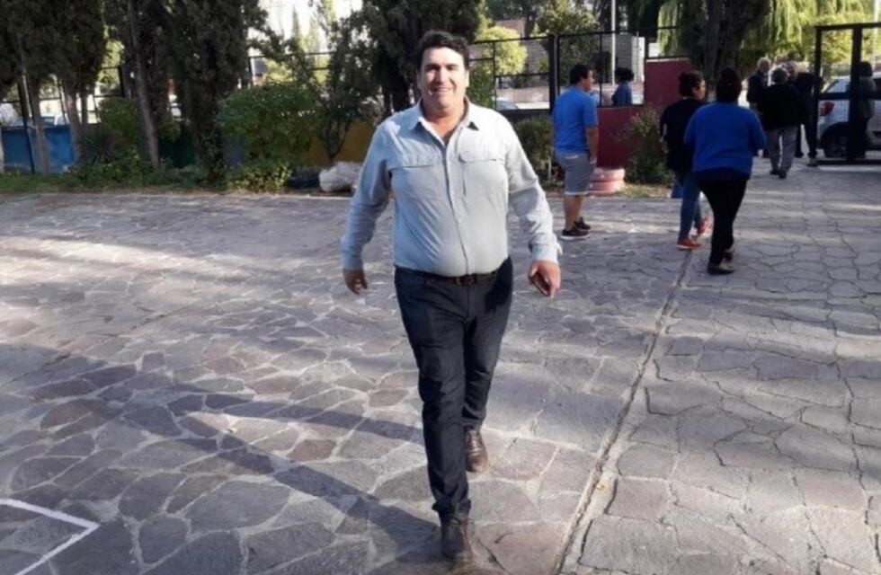 Burgoa luego de votar en 28 de Julio, esperará los resultados en Comodoro