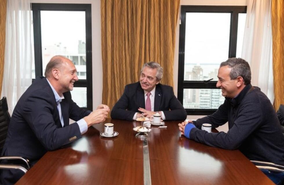El intendente electo Pablo Javkin visitó a Alberto Fernández y Omar Perotti