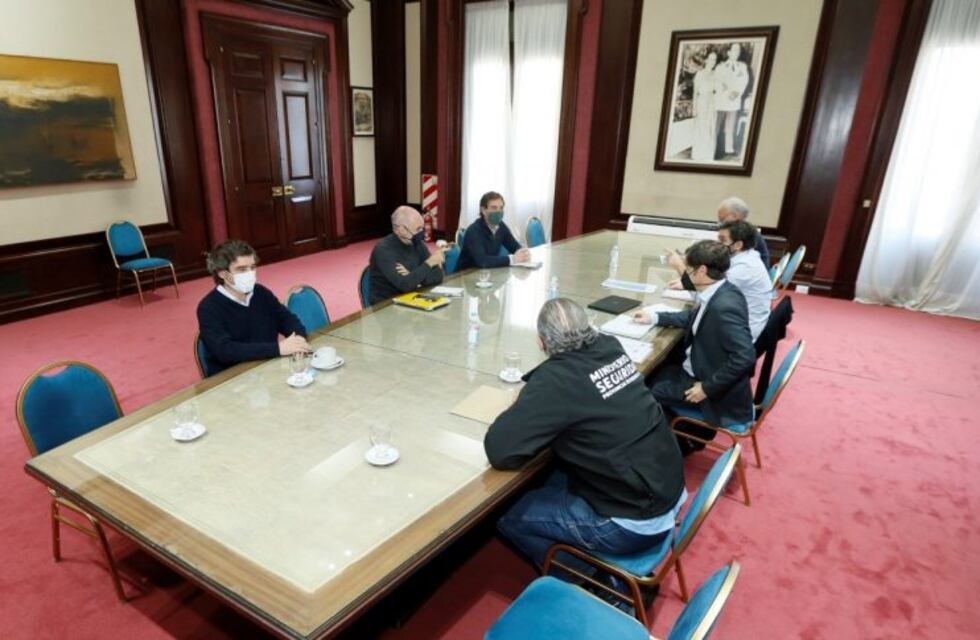 Kicillof y Larreta acordaron monitorear los casos "de hoy y mañana" para ver cómo sigue la cuarentena