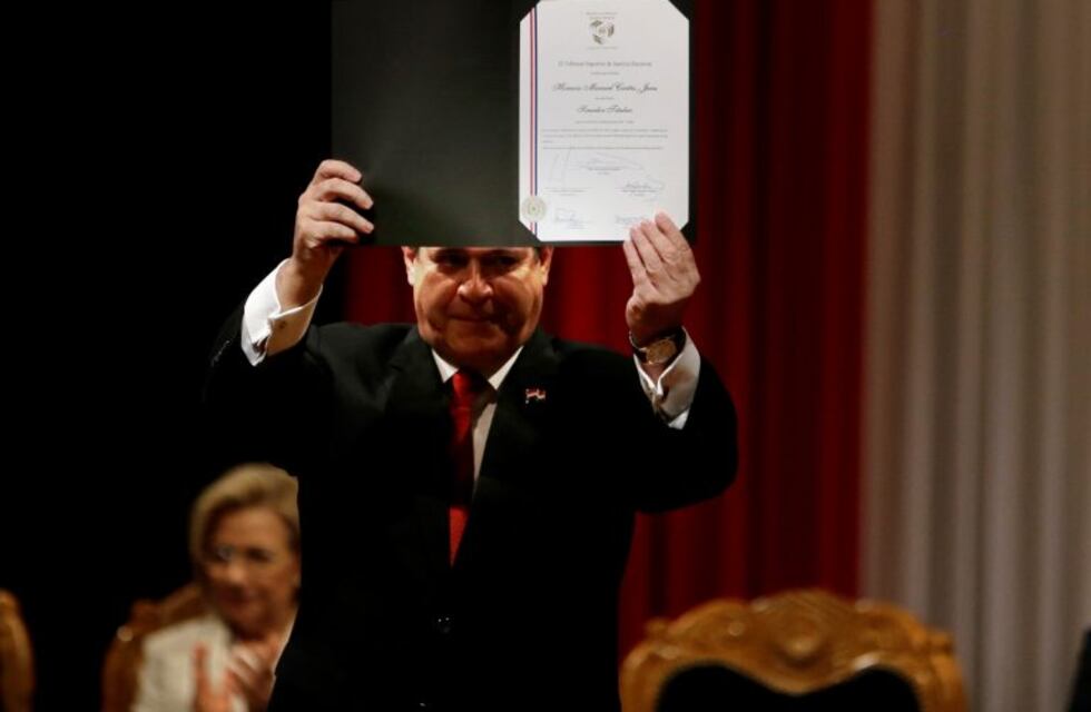 Renunció Horacio Cartes a la presidencia de Paraguay para asumir como senador