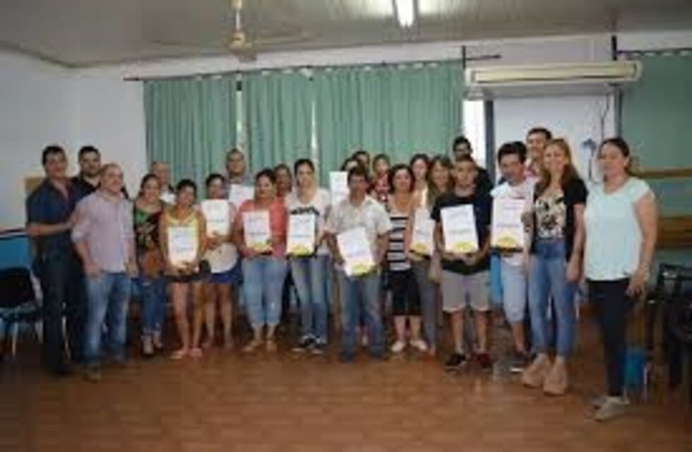 Varias familias recibieron un préstamo para mejorar sus condiciones habitacionales