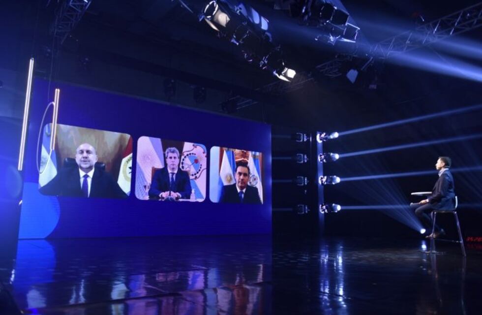 En el Coloquio de IDEA, Uñac abogó por el federalismo y mayor articulación público privada