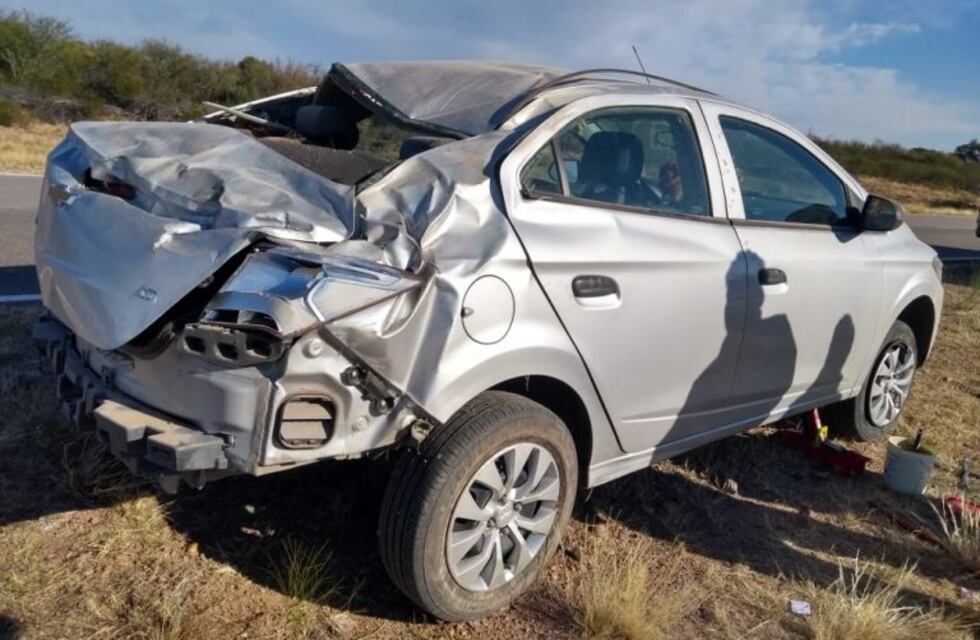 Volcó el automóvil que trasladaba a los integrantes del grupo "Los Cantores del Alba"
