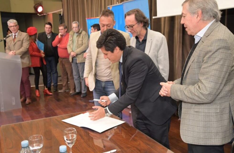 100 mil cordobeses podrán gestionar sus DNI en el interior