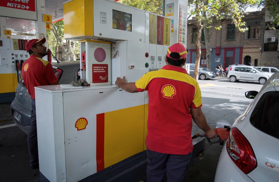 Tras los aumentos de combustibles, estos son los precios de Shell y Axion