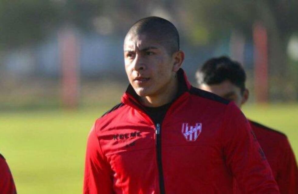 Estibarribia se gana un lugar en la delantera de Instituto