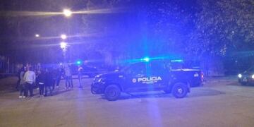 El hombre atrincherado ocasionó un importante operativo policial\u002E (Twitter)
