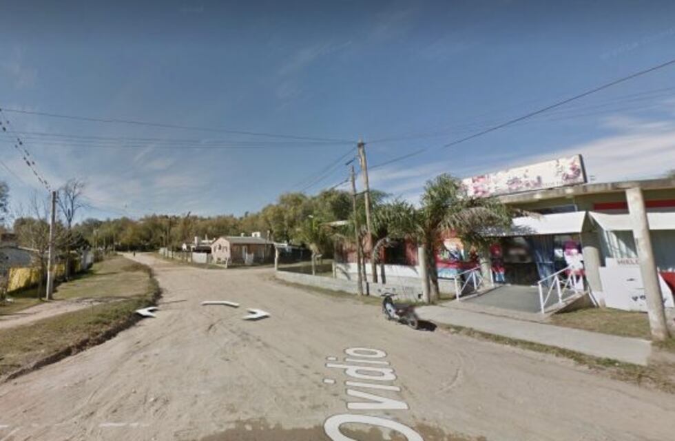 Fueron sorprendidos cuando desarmaban una moto robada en Carlos Paz