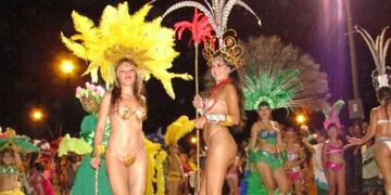 Carnaval del Río en Posadas reprogramado a partir del jueves próximo\u002E (Misiones Online)