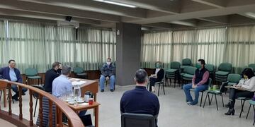 Reunión de los concejales con Moscardo