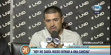 Juan Romu00e1n Riquelme confesu00f3 que hoy le seru00eda difu00edcil entrar a una cancha.