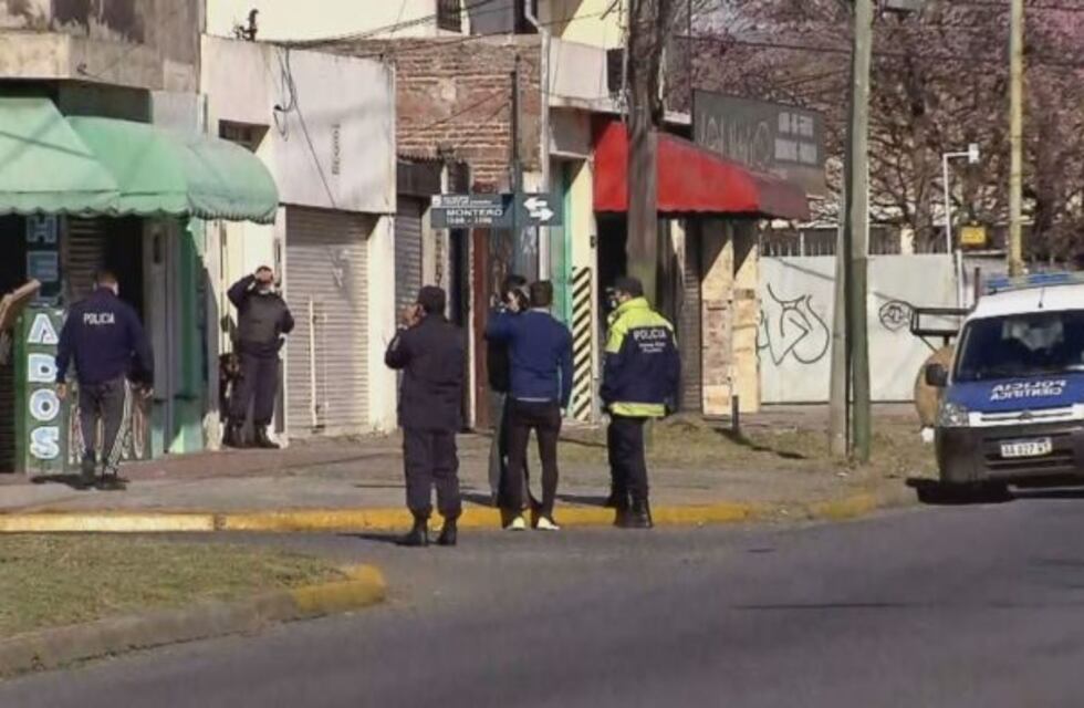 Un hombre herido y dos delincuentes prófugos tras una entradera y tiroteo en Banfield