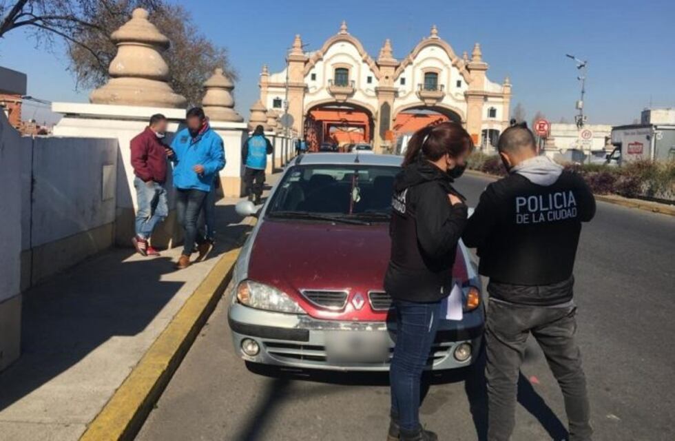Nueva Pompeya: detuvieron a un conductor que golpeó a un agente de Tránsito en un control