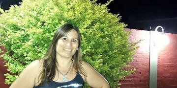 El cuerpo de la mujer de 41 años estaba tendido en la cocina del establecimiento\u002E (Facebook)