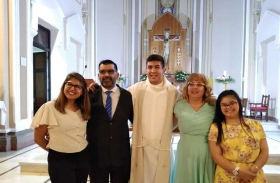 El puntaltense Fabián Tula se ordenó sacerdote