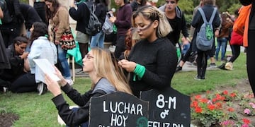 Las sanjuaninas se concentraron en la Legislatura Provincial\u002E