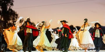 Las Heras comienza este viernes con sus vendimieas distritales, las fiestas se realizarán durante todos los fines de semana de octubre. Gentileza MLH