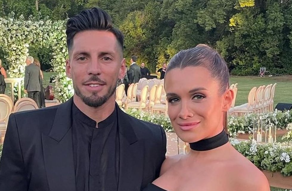 En Ibiza y a los besos: así festejó Cami Homs el cumpleaños de su novio, José Sosa