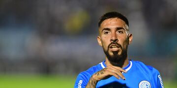 Axel Ochoa, sancionado con tres fechas por su expulsión en Belgrano-Almirante Brown (Federico López Claro).