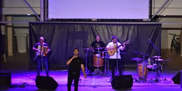 El primer encuentro folklórico del ciclo Anfiteatro en Vivo, en el Anfiteatro “Alfredo Williner”.