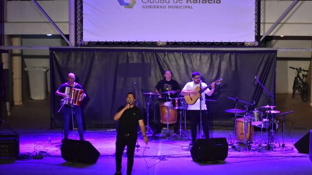 El primer encuentro folklórico del ciclo Anfiteatro en Vivo, en el Anfiteatro “Alfredo Williner”.
