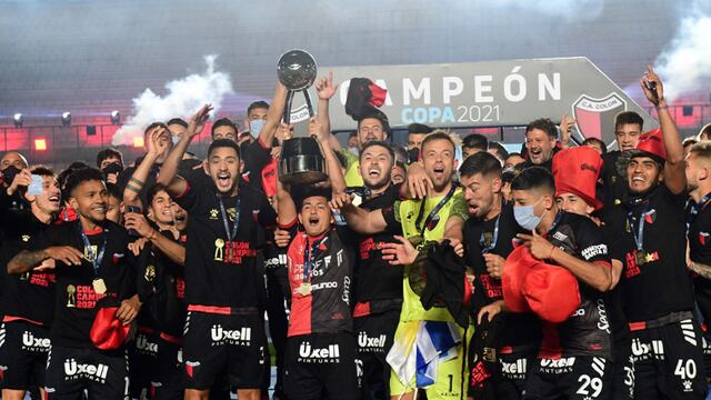 Colón estrenaría su título de campeón ante su gente en la fecha 14 (Clarín).