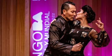 Javier Jofré y Paola Valdivia. Bailarines del Mundial de Tango. Archivo.