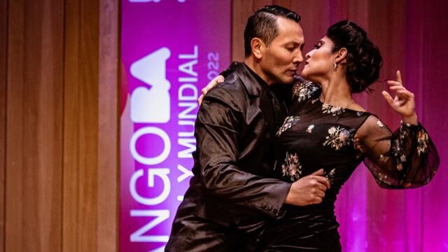 Javier Jofré y Paola Valdivia. Bailarines del Mundial de Tango. Archivo.