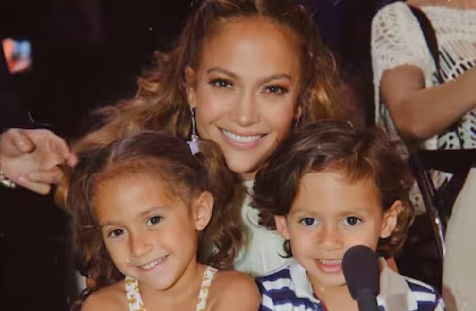 ¡Irreconocible! El impresionante cambio de look de Emme, la hija no binaria de Jennifer Lopez