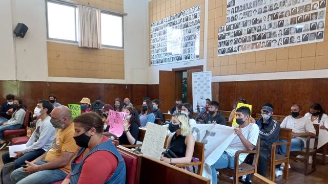 Fue luego de una serie de protestas en el Palacio Municipal exigiendo refacciones urgentes en los establecimientos educativos.