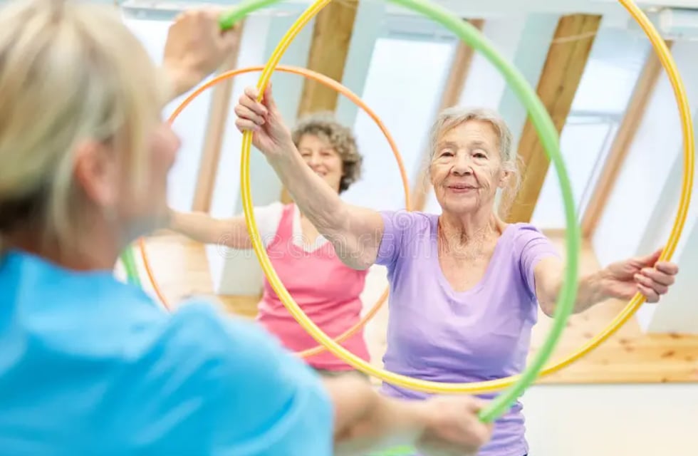 Invitan a las personas mayores a participar de talleres gratuitos de estimulación física y cognitiva