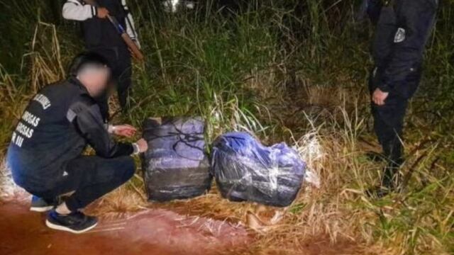Encubiertos frustran contrabando de marihuana en Eldorado.