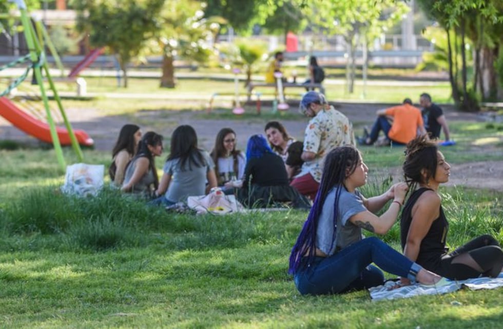Habilitan las reuniones sociales al aire libre
