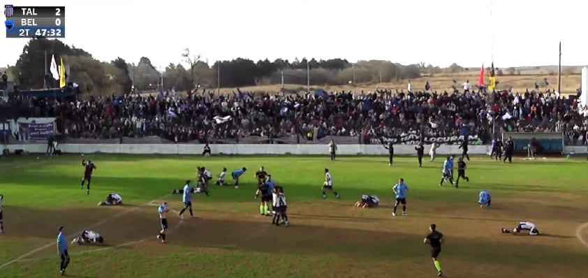 Talleres le ganó a Belgrano la final del clásico de Berrotarán. (Captura de TV)