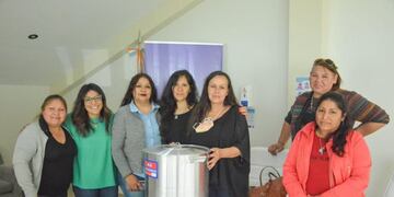 Vecinas del comedor ubicado en Rio Pipo se reunieron con la Secretaria de la Mujer.
