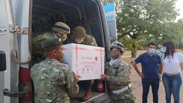 En la mañana de este lunes llegaron 9 mil dosis de la Sputnik V al Chaco.
