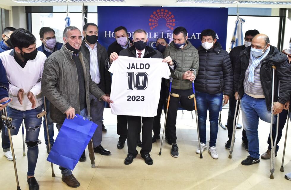 Legislatura: Jaldo recibió al equipo de Fútbol de Amputados