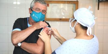 En una primera etapa el plan de vacunación estará destinado al personal de la Salud.