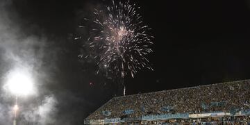 El clásico festejo del minuto 68 de Belgrano en el Gigante de Alberdi ante San Martín de San Juan. (Facundo Luque)