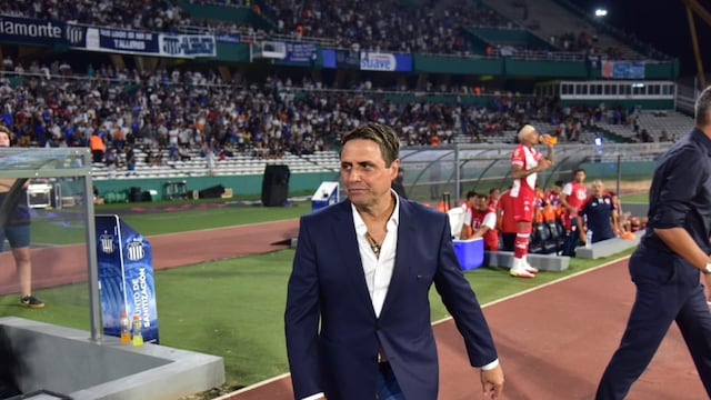 Ángel Hoyos se juega mucho este sábado. Y pone todo lo que tiene en Talleres (Facundo Luque / La Voz).