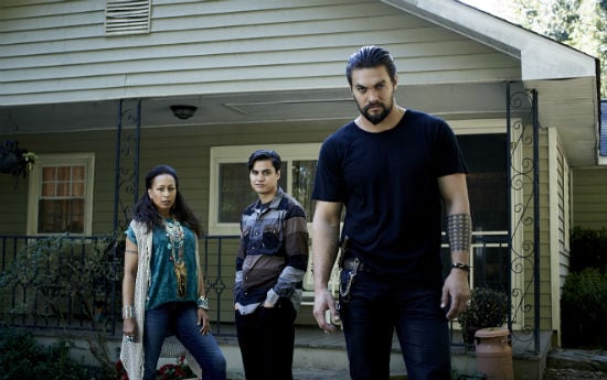 La serie sugerida de Netflix se llama The Red Road.