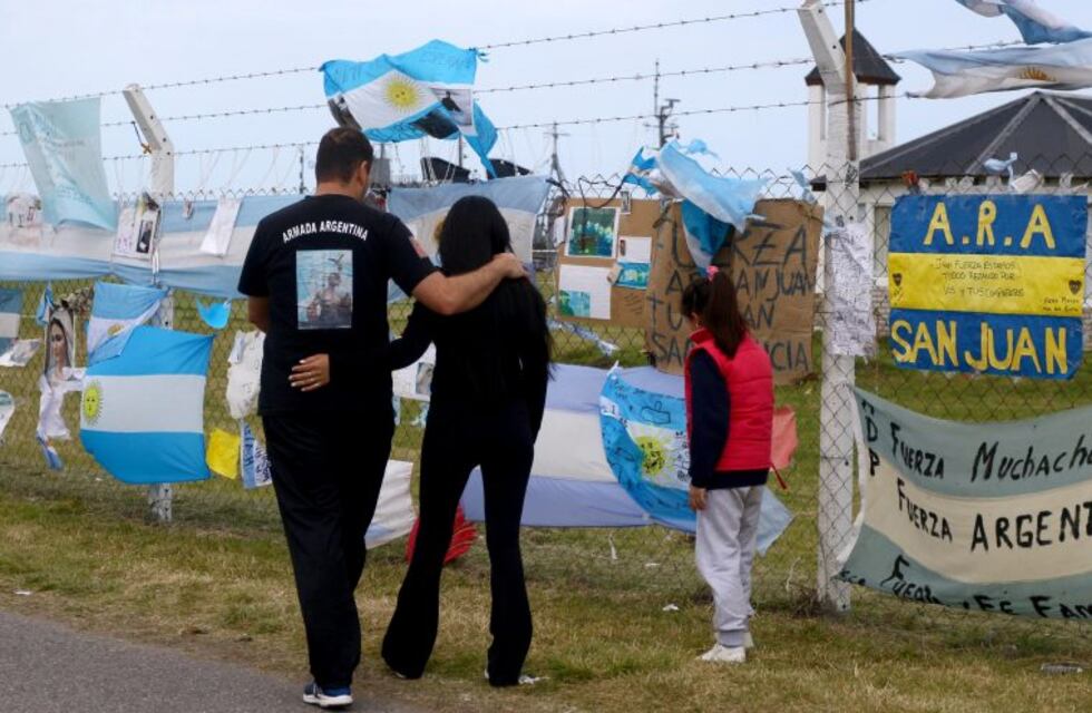 El padre de un tripulante del 'San Juan' dijo que la Armada los 'manipuló'