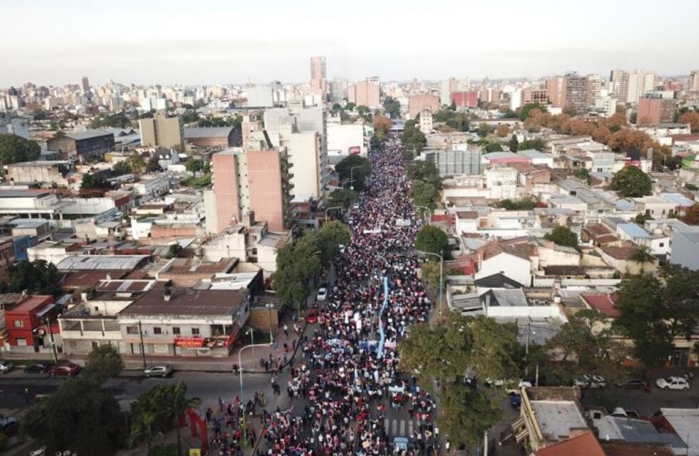 La marcha "Salvemos las dos vidas" fue multitudinaria en Tucumán